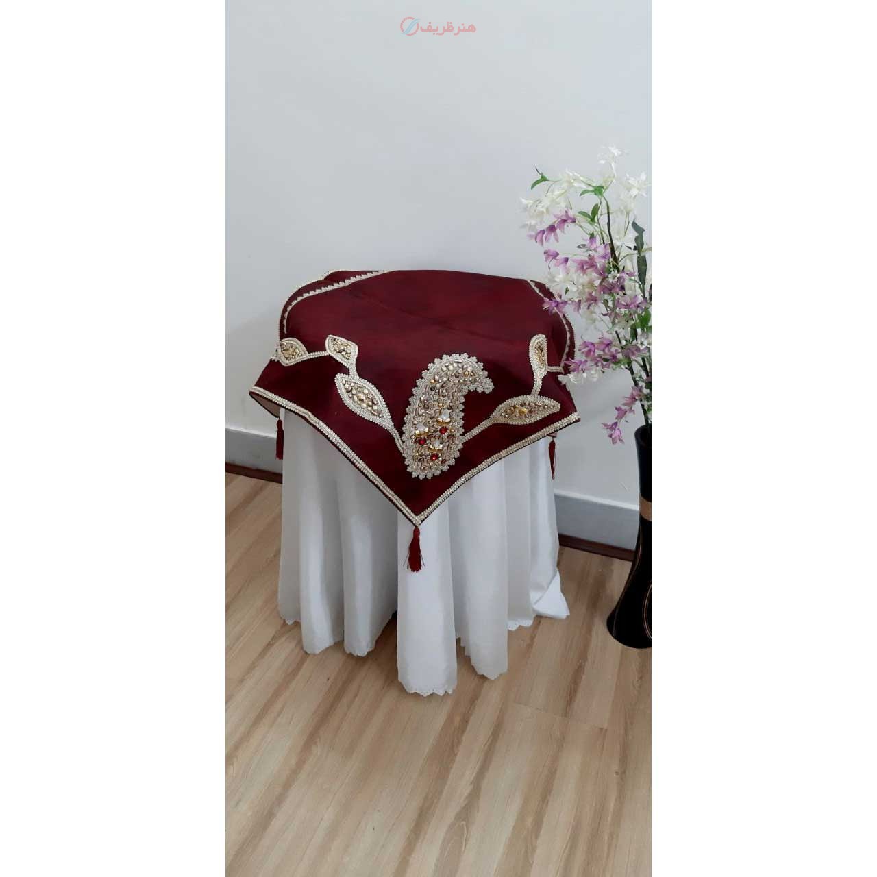 رومیزی مربع مخمل سنگ دوزی B-19 سنگ دوزی با پارچه تور و دوخت تمیز با کیفیت