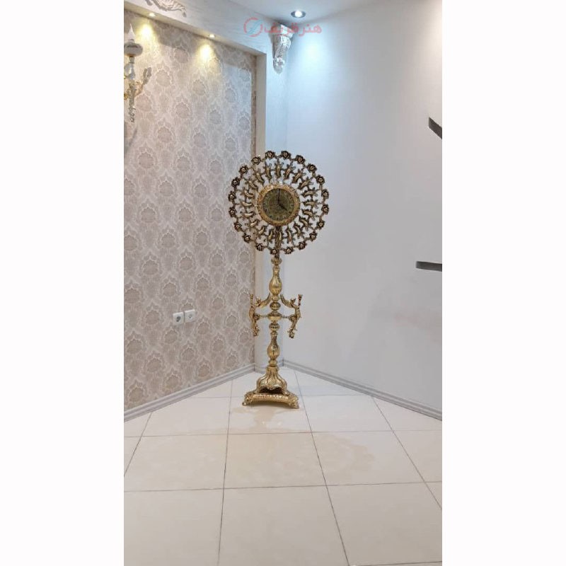 ساعت ایستاده تک ستون، طرح دایره، جنس آلیاژ آلومینیوم با آبکاری برنز