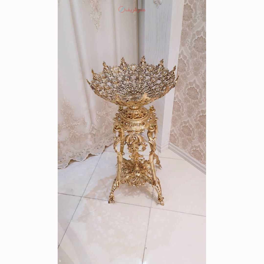 میوه خوری کنارسالنی، طرح کالسکه، جنس آلیاژ آلومینیوم، آبکاری برنز - هنرظریف