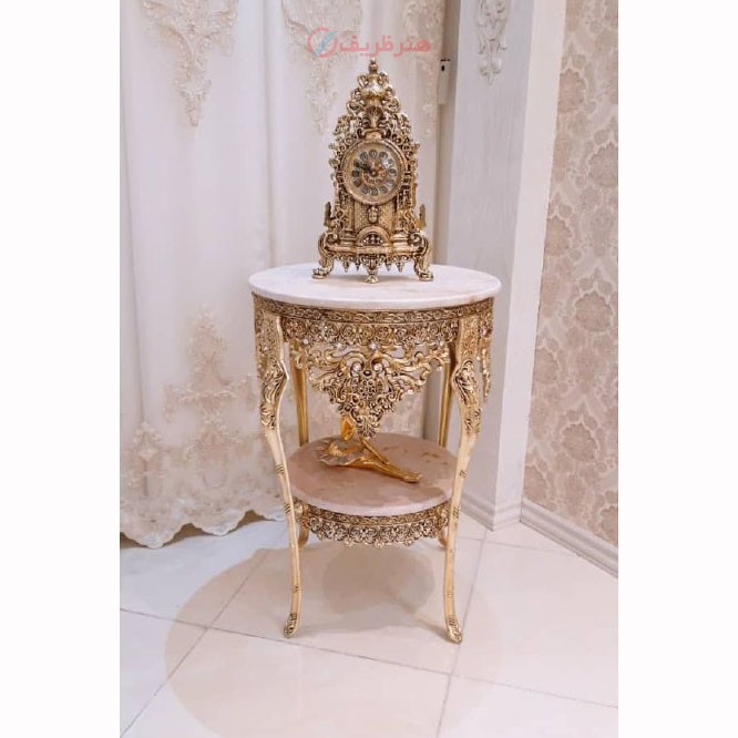 میز خاطره قطر 50، چهار تاج، جنس آلیاژ آلومینیوم، آبکاری برنز با رنگ ثابت