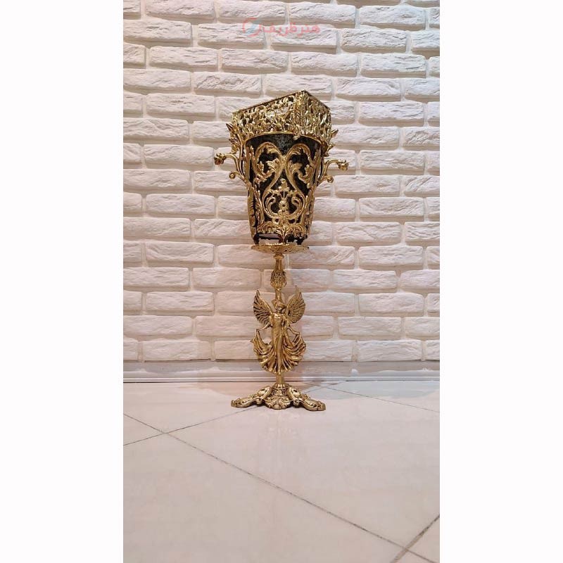 سطل زباله و جادستمال بانوی بالدار، جنس آلیاژ آلومینیوم، آبکاری برنز