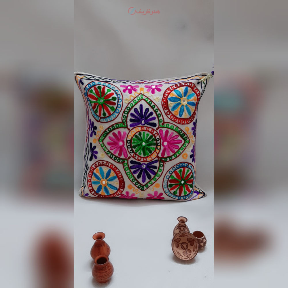 کاور کوسن سوزن دوزی کد 1-3 پارچه با کیفیت در طرح ها و رنگ های مختلف