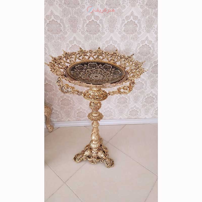 کنارسالنی میوه خوری تک پایه سه رخ، کاسه کرم، مشکی، سبز، جنس آلیاژ