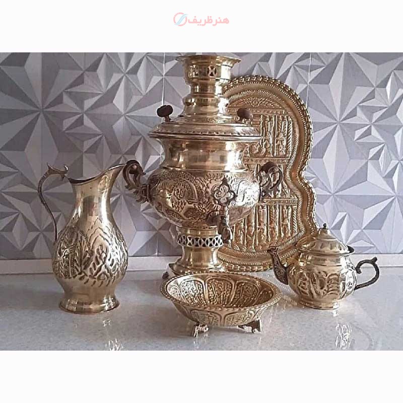 سماور ذغالی برنجی 4 لیتری با سرویس 8 تکه، قلمزنی دست - هنرظریف