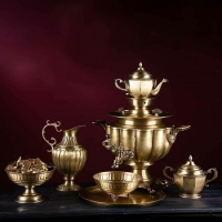 خرید، قیمت و مشخصات سماور زغالی برنجی سنگین وزن 7 لیتری، دارای روکش نانو و رنگ ثابت | هنرظریف