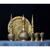 خرید، قیمت و مشخصات تنگ شاخدار و شربت خوری 6 نفره برنجی دست ساز سیاه قلم شده، زیر قیمت بازار | هنرظریف