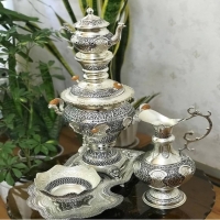 خرید، قیمت و مشخصات سرویس سماور زغالی برنجی ٥ لیتری با آبکاری نقره و پوشش کوره ای _ هنرظریف