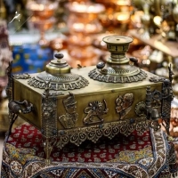 خرید، قیمت و مشخصات منقل سماوری برنجی سنگین وزن طرح قاجار، آنتیک شده زیر قیمت بازار به قیمت تولیدی | هنرظریف