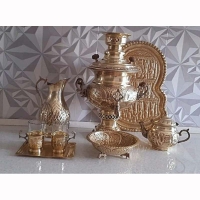 خرید، قیمت و مشخصات سماور زغالی برنجی 4 لیتری با سرویس 8 تکه، قلمزنی دست، زیر قیمت بازار | هنرظریف