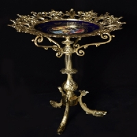 خرید، قیمت و مشخصات میوه خوری تک پایه سه شاخه بدنه برنجی و رنگ ثابت - هنرظریف