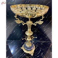 خرید آنلاین، کنار سالنی برنزی با بشقاب بزرگ در طرح کاسه گرد و ستون زنبوری با پایه سنگی، رنگ طلایی، زیر قیمت بازار | هنرظریف