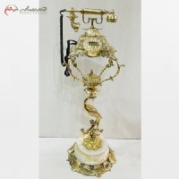 خرید آنلاین، تلفن ایستاده برنزی طلایی رنگ در طرح طاووس با پایه سنگی، با کیفیت و دارای ضمانت، به قیمت مناسب | هنرظریف