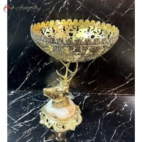 خرید آنلاین، ظرف میوه خوری برنزی طرح گوزن با بشقاب بزرگ بر شاخ های بلند، پایه سنگی، طلایی رنگ، با قیمت مناسب | هنرظریف